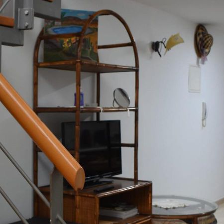 Marina Apartment 4 Larnaca Ngoại thất bức ảnh