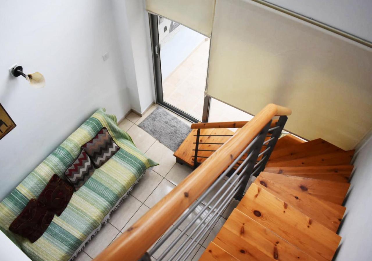 Marina Apartment 4 Larnaca Ngoại thất bức ảnh