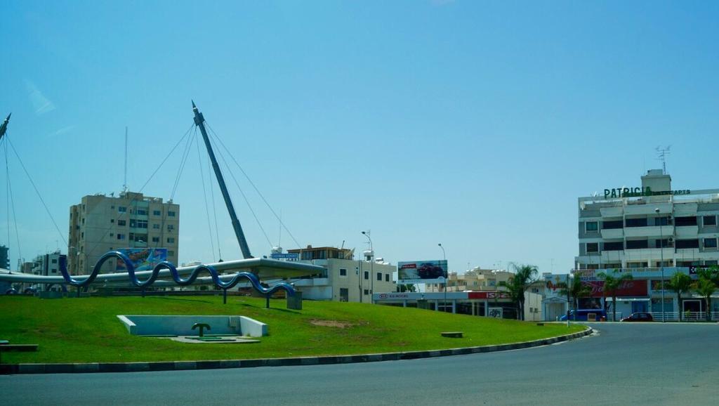 Marina Apartment 4 Larnaca Ngoại thất bức ảnh